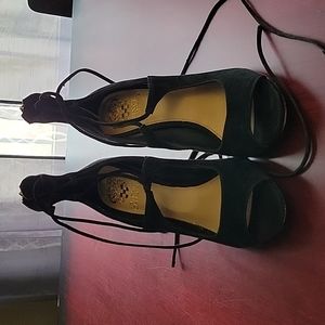 Vince Camuto Black Women's High Heel Shoes Size 9M Used